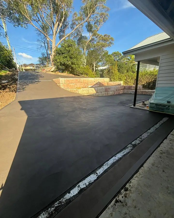 Charcoal driveway retaining