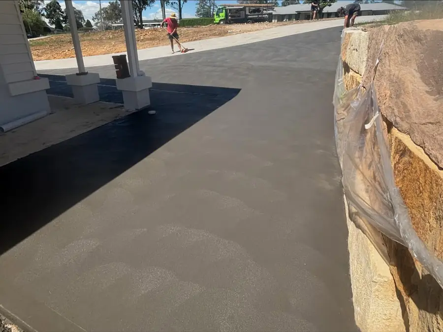 Charcoal driveway sandstone blocks