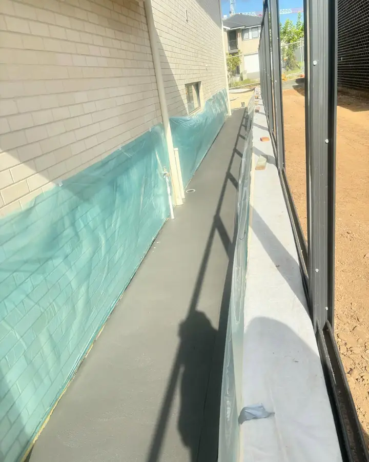 Charcoal side path