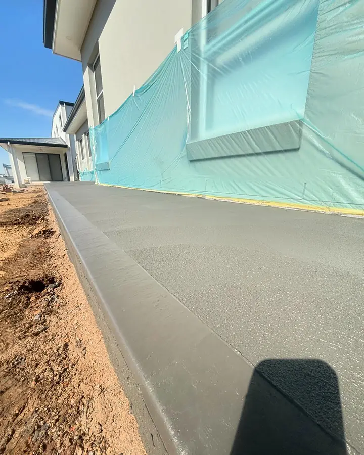 Charcoal side path