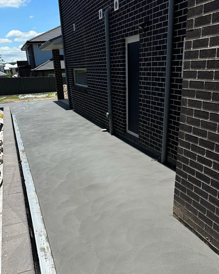 Charcoal side path black brick