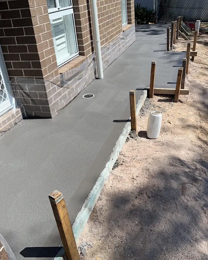 Charcoal side path brick