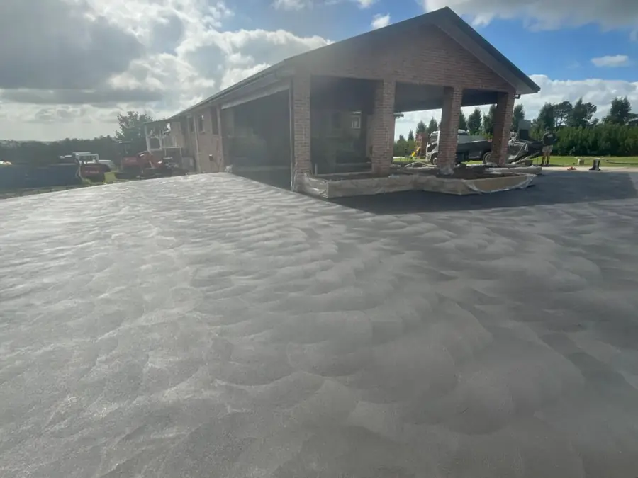 Circular driveway carport