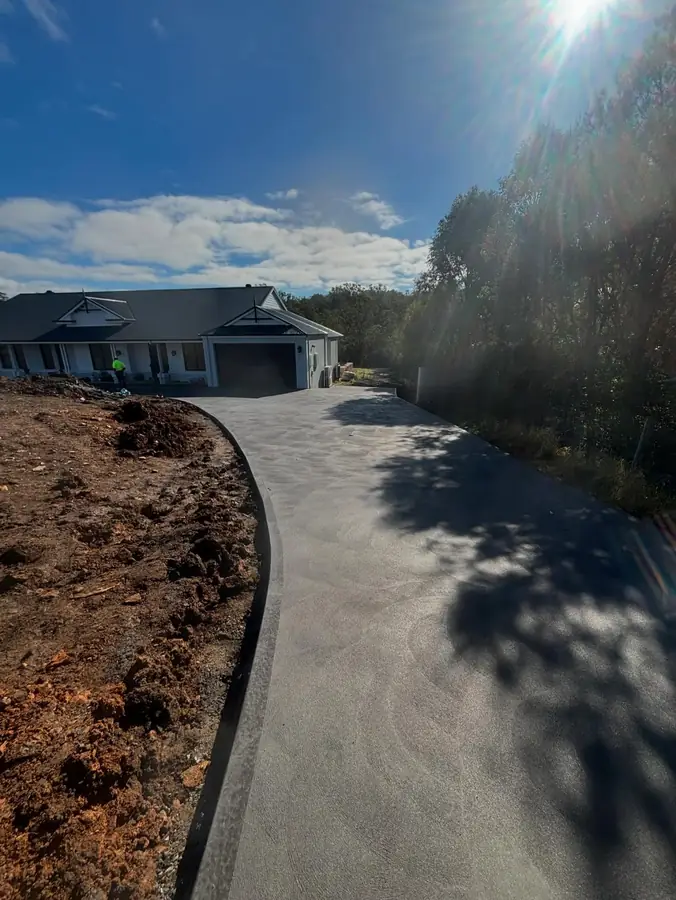 Curved driveway trees