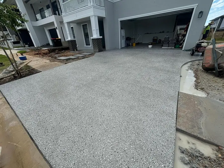 Exposed driveway grey