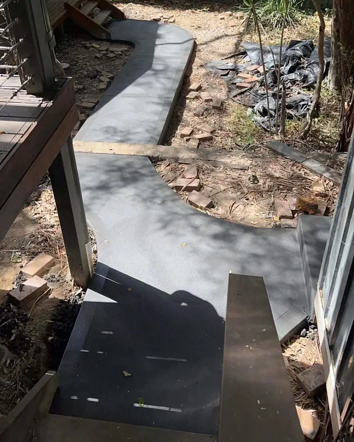 Garden path and step