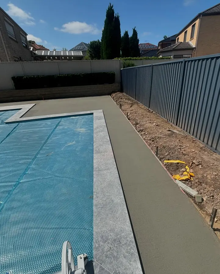 Pool coping side